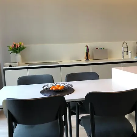 Arcadia Apartment *